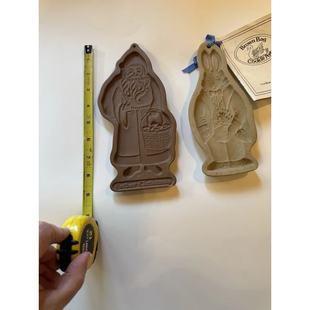 2 Brown Bag Cookie Stoneware Molds Bunny Rabbit 1988 & Father Christmas‎ 1990